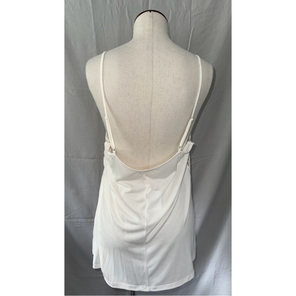 Silence + Noise Tank Top - Picture 4 of 6